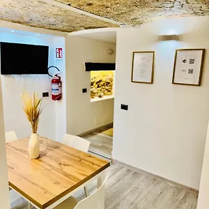 Appartement Stationsuite N5 Privata Idromassaggio & Wifi Zona Vicino Stazione, Palerme